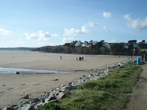 Beautiful duplex in Saint-Nic Pentrez, 100m from the beach. - Image 3