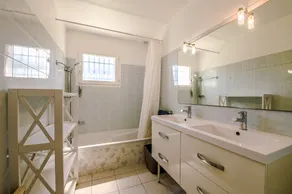 Vacation Villa \"Villa Teny La Teste Arcachon\" with Pool, Garden, and Terrace - Image 3