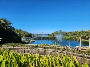 Luxury resort Beach side with pools and swim up bars. - Image 3