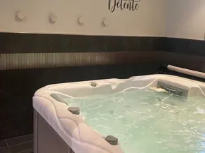 Encantadora casa con spa, cerca de bosque, ideal para relajarse y disfrutar de la naturaleza - Image 2