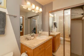 Snow Creek Condo with 2 Bedrooms, 2 Bathrooms and expanded ground level patio !! - Image 4