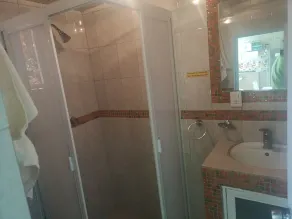 Apartamento com 2 quartos e 1 banheiro - Image 4