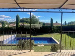 Forcalquier, Villa with private pool in luxury hotel residence. - Image 5