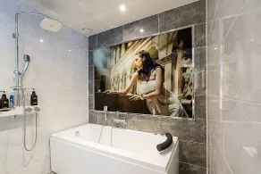 Theban Hotel - Image 2