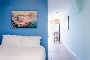 Great Views Studio apartment near Little Italy - Image 3