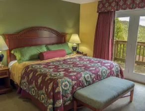 Private summer condo with jacuzzi tub; Golf spa water park zip lining - Image 4