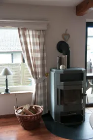 House - Image 2