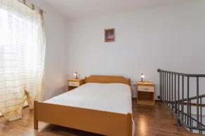 Holiday apartment with balcony - Image 4