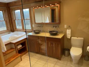 Spacious/Secluded Home w/Pool, Chefs Kitchen, Neighboring Farm Pastoral Views - Image 5