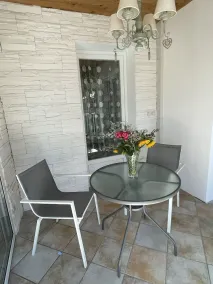 1 Bedroom Bed & breakfast in Vinon-sur-Verdon - Image 4