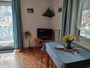 Apartment 38sqm, balcony, kitchenette, 1 bedroom, WLAN, no pets - Image 2