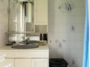 Casa com jardim, praia de 40m, para 8 a 10 pessoas, totalmente equipada. - Image 4