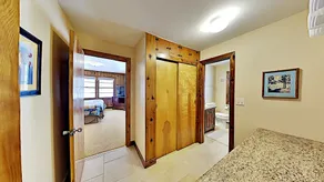 5 Bedroom 5 Bath Pet Friendly Cabin On 5,000 Acre Lake Near Hayward - Image 3
