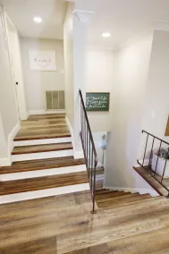 5 KING BEDS / 2 PULLOUT COUCHES / 2800 SQ FT - close to everything - Image 3