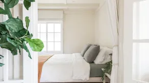 THE Moorings by Palm Beach Holiday Rentals - Image 3