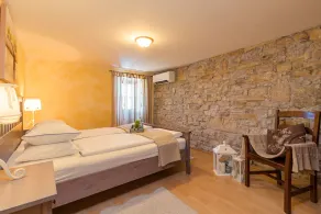 Friedliche Villa auf einem Hügel mit atemberaubendem Ausblick - Image 4