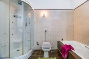 Villa 'Nidri Hills' with Sea View, Wi-Fi and Air Conditioning - Image 4