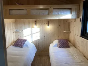 Cabane Insolite et Nature Avec Jacuzzi et Piscine Prés Carcassonne Occitanie - Image 5