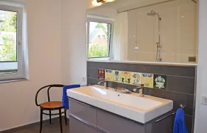Top bungalow moderno con attrezzature di alta qualità e stufa per famiglie - Image 4