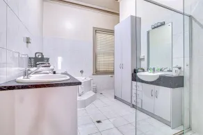 Magnificent Freestone Villa in vibrant North Adelaide.  Make it your haven. - Image 3