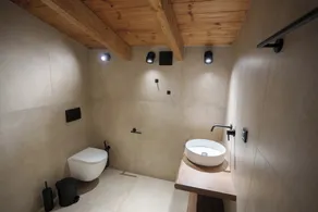 Malou and Charma Villas - Image 2