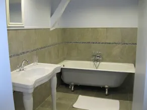 Casa di carattere del XVIII sec. Con piscina privata 12 x 6 m - Image 2