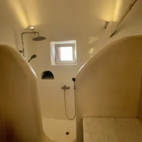Diva Santorini Luxury Villa - Image 3