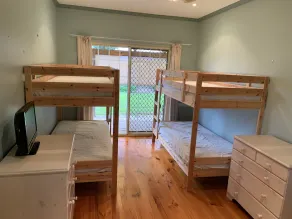 Familien- und haustierfreundliches Ferienhaus, nur einen kurzen Spaziergang vom Strand von Carrickalinga entfernt - Image 5