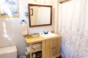 1880's Cozy Cottage, close to Historical Downtown. Sleeps up to 6 3B3B-pets OK - Image 3