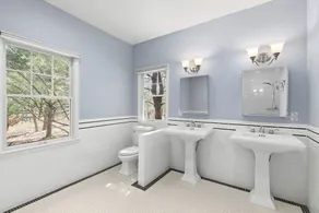 Wainscott Private Oasis -Tennis and Pool plus Home Theater - Image 5