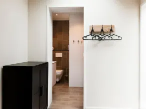 House with sauna, outdoor spa and pedal boat - Image 3