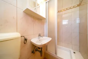 Lovely Studio Paradiso °2 in Krk with Air Conditioning, Wi-Fi, Shared Grill - Image 3