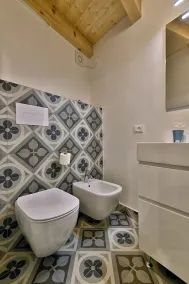 Rustico Balòt 21 by Theater Home, con piscina e vista lago - Image 3