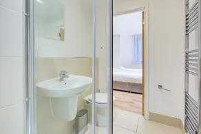 Hybrid Resi - London, Greenwich near O2 Arena - Image 4