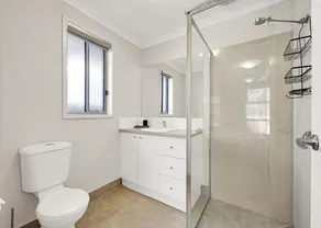 19 Georgian Court, Bright - Image 3