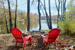 Stepping Stone Cabin - The Perfect Riverfront Getaway! - Image 3