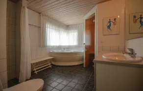 Awesome Home In Ebeltoft With 3 Bedrooms, Sauna And Wifi - Image 4