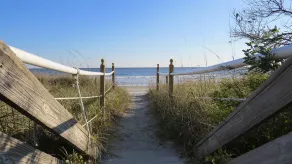 Beautiful views await you in this family friendly, quiet resort - Image 5
