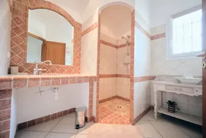 Renting on a farm - Image 3