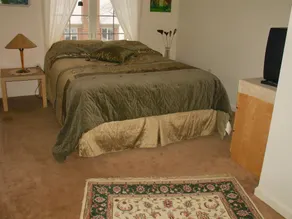 a CCCCCCC (Clean, Clear, Cool, Convenient, Comfortable, Calm, Cousy) Guest room - Image 2