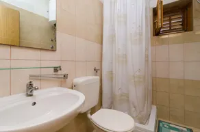 Apartments Limuni - Image 2