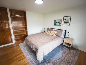 6BR-Spacious-Bright-Modern - Image 4