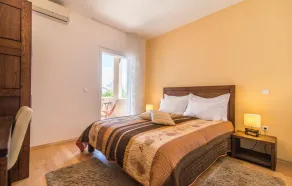 Beautiful home in Mirca - Image 3