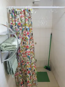 Sasana Guest House - Image 5