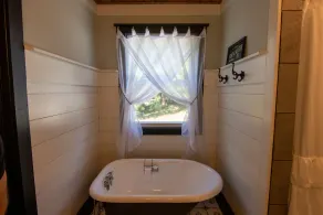 Cedar Hill Cottage - Secluded farmhouse near Serenbe and Atlanta. - Image 2