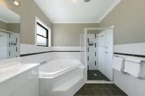 Waratah Suite at The Grange - Rothbury Hunter Valley - Image 2