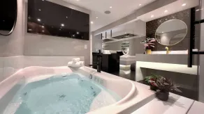 Sybaris Pool Suites - Image 5