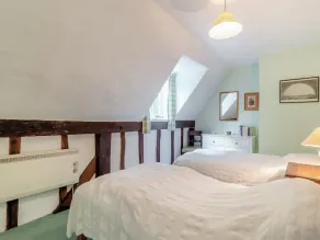 2 bedroom accommodation in Eye - Image 5