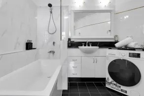 Stylish 1BR Apt with City Views - Image 3