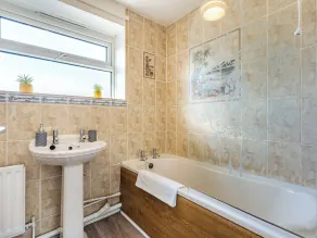 This is a lovely house in a great location. - Image 4